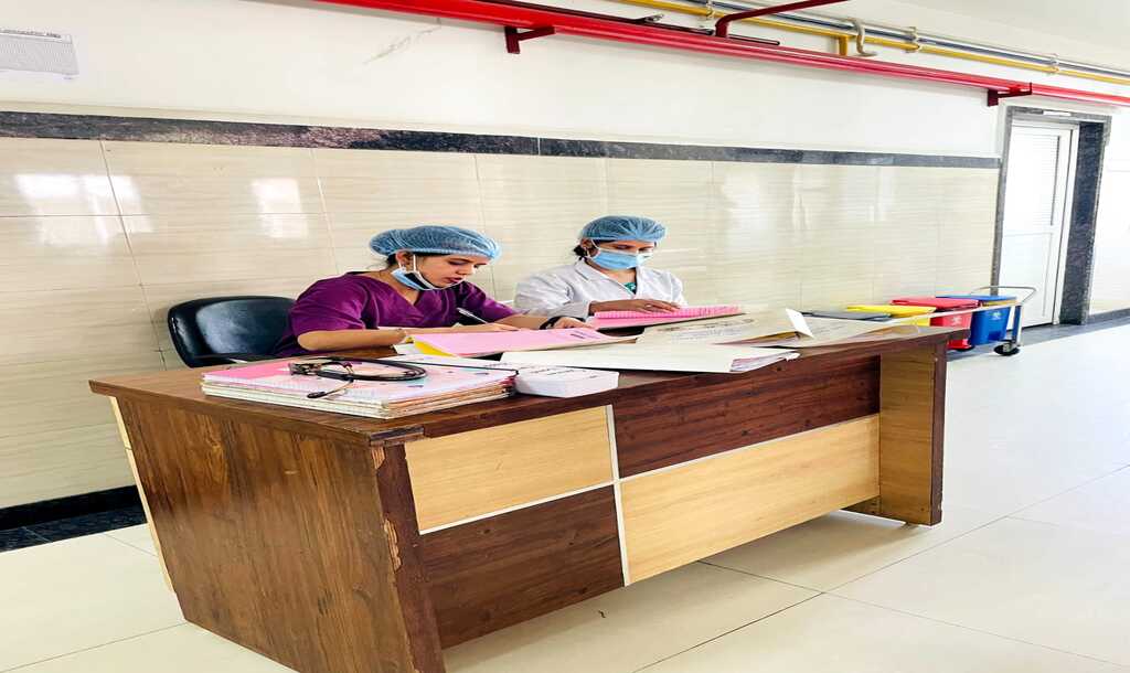 Leading Gynecologist & Maternity Hospital in Kanpur for Complete Care